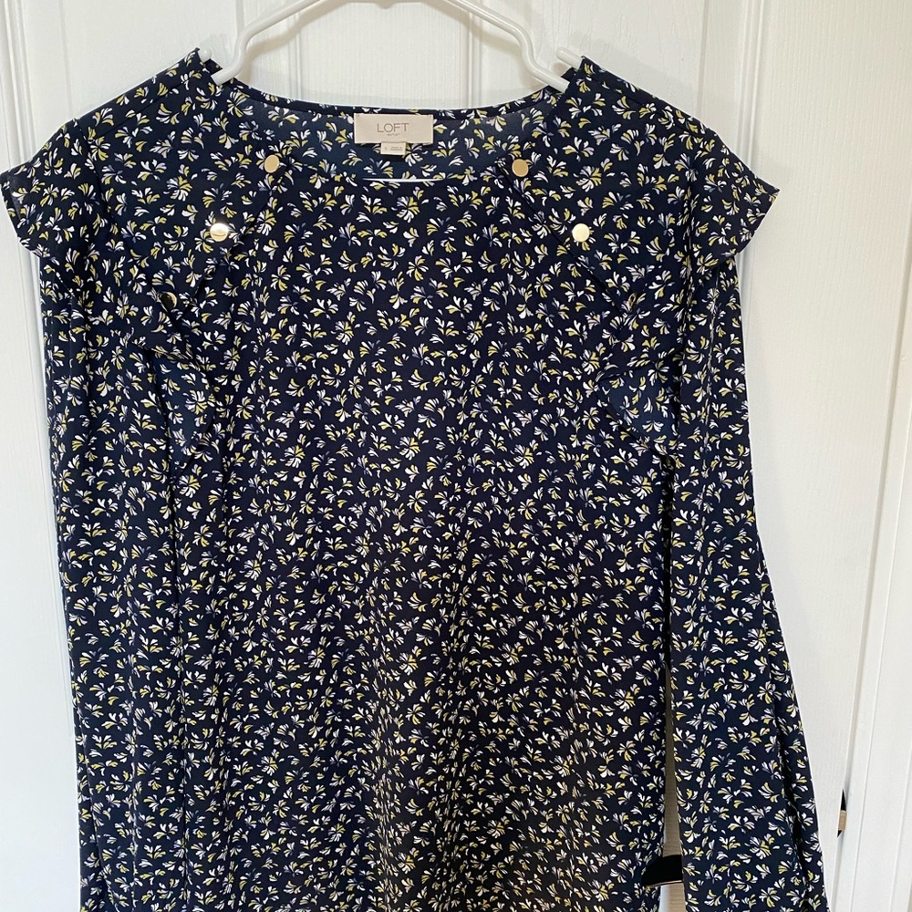 LOFT Outlet navy blouse. Never worn.